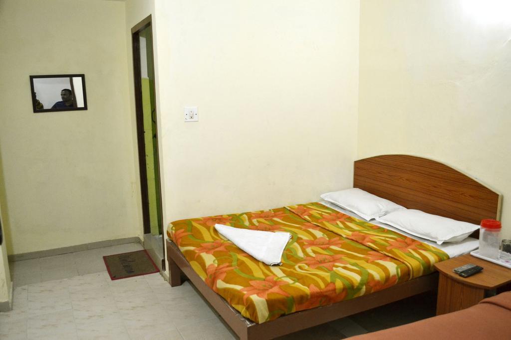 Galaxy Comforts Hotell Mysore Eksteriør bilde