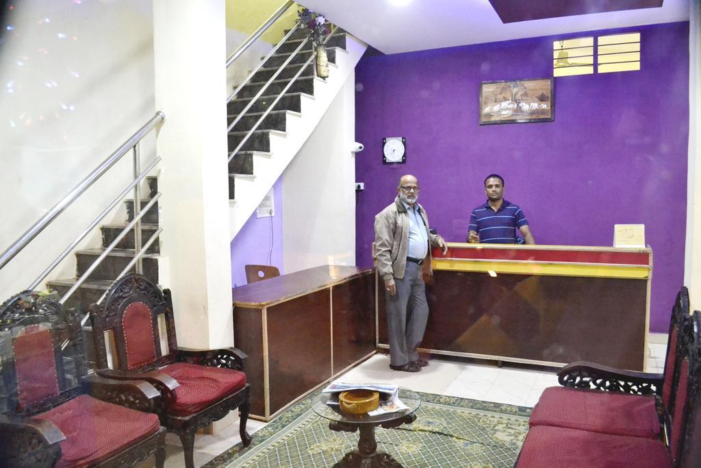 Galaxy Comforts Hotell Mysore Eksteriør bilde